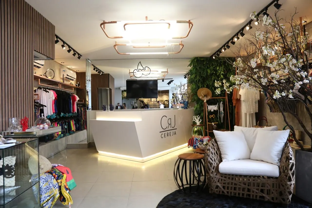 Interior da loja Cereja